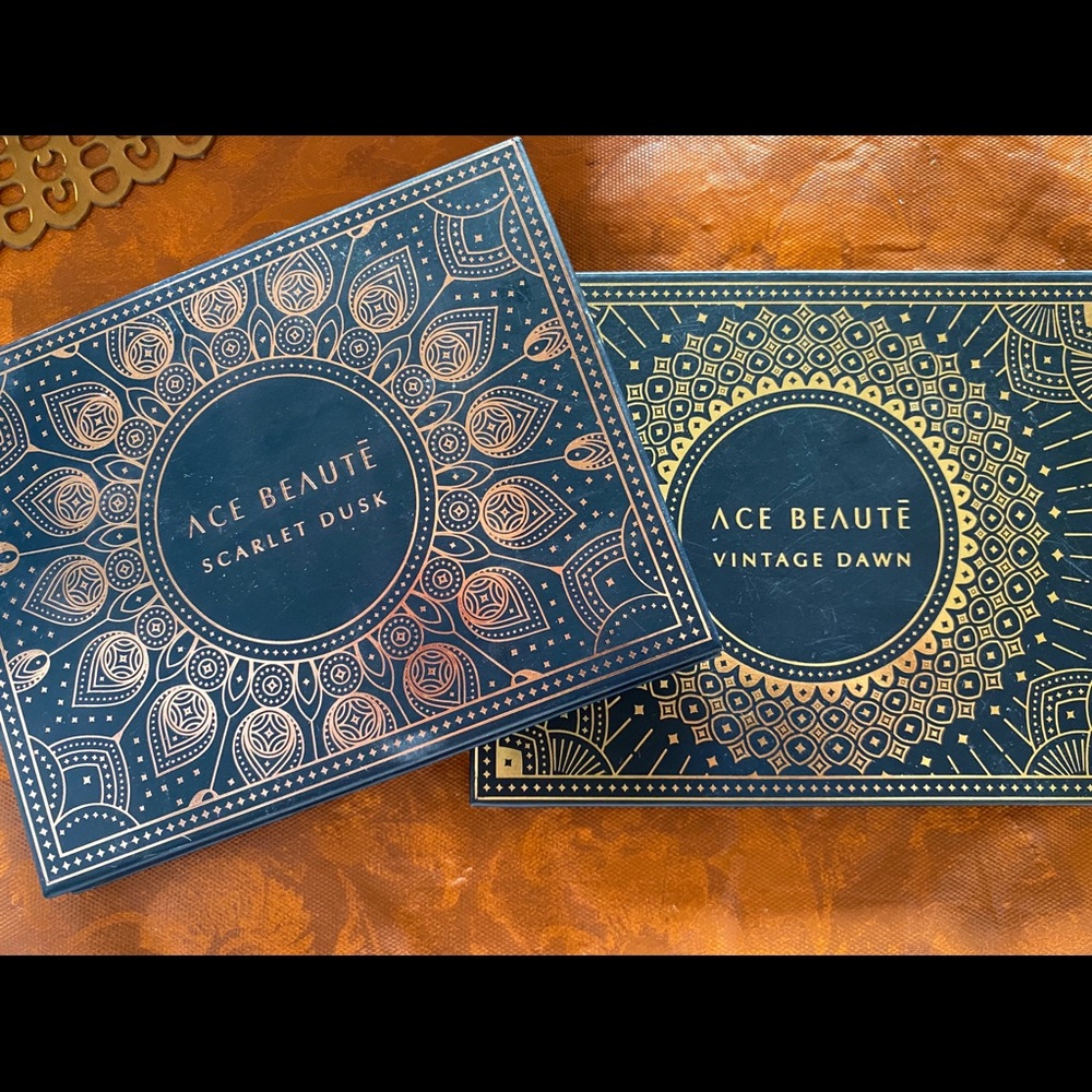 ACE BEAUTE eyeshadow palettes